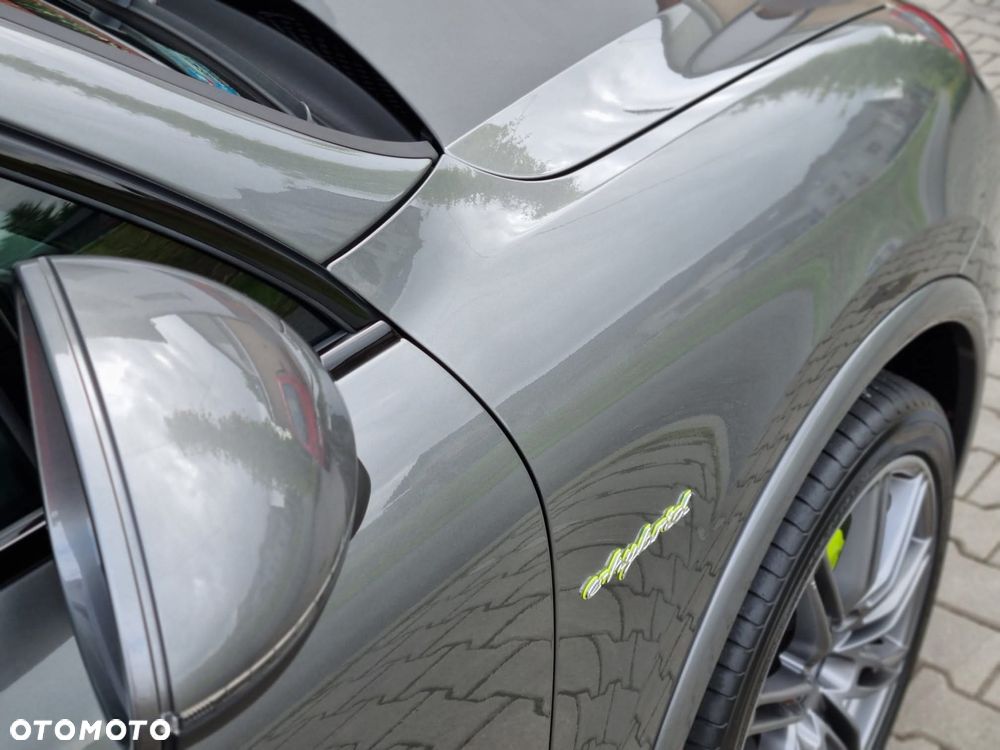 Porsche Cayenne - 11