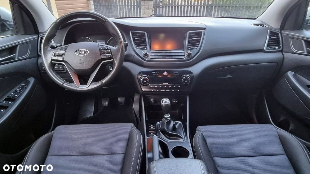 Hyundai Tucson - 13