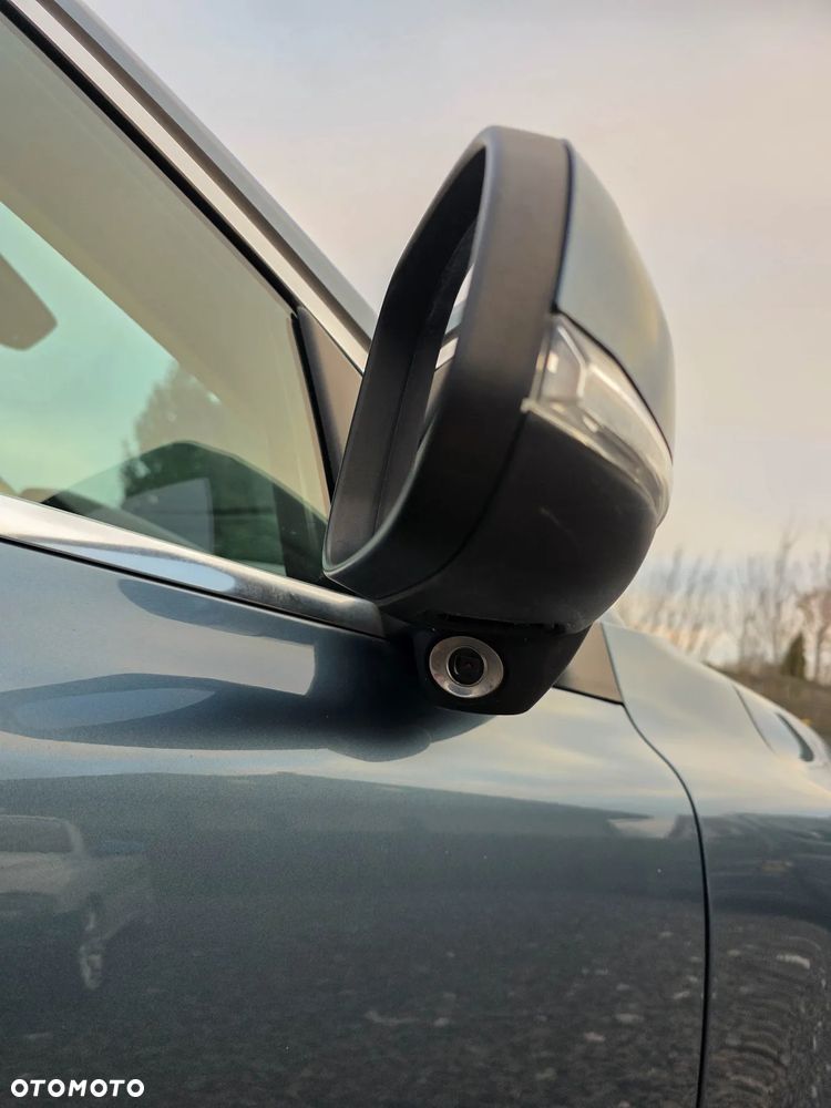 Volvo V70 2.5T Summum - 34