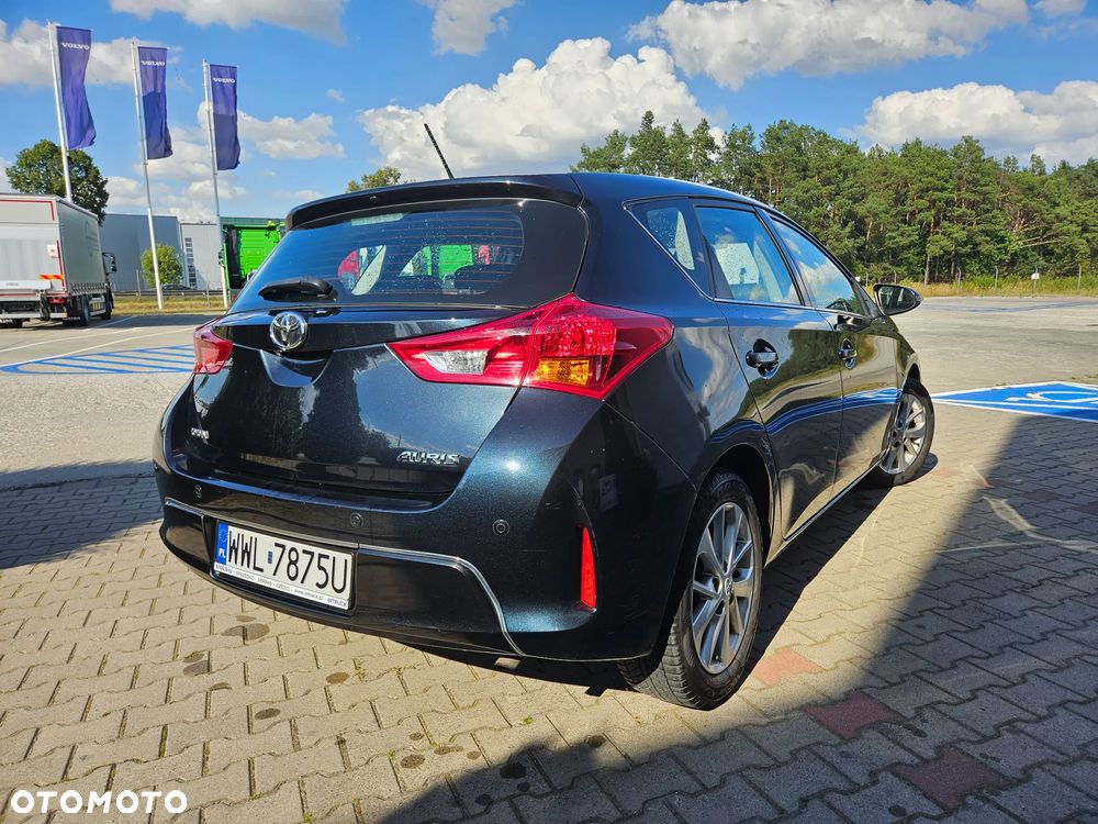 Toyota Auris 1.4 D-4D Premium - 9