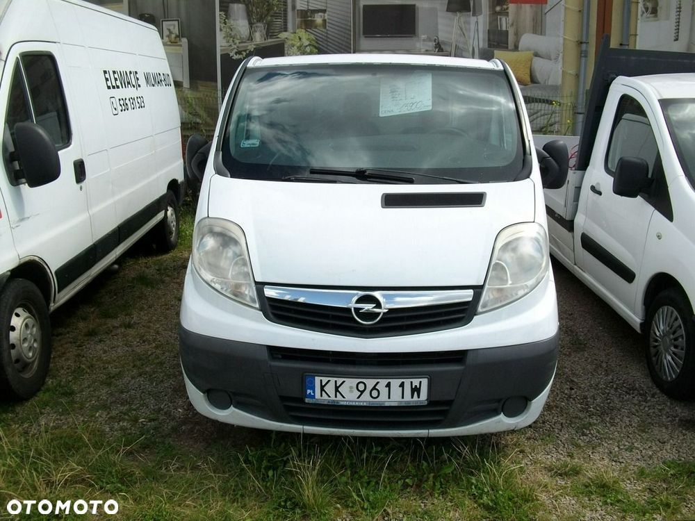 Opel Vivaro - 2