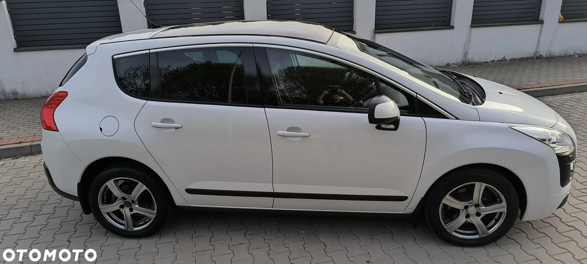 Peugeot 3008 HDi FAP 150 Platinum - 24