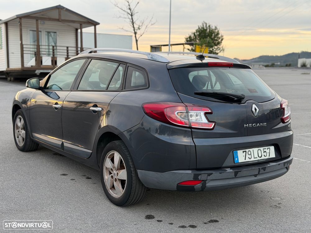 Renault Mégane Sport Tourer 1.5 dCi Comfort SS - 4