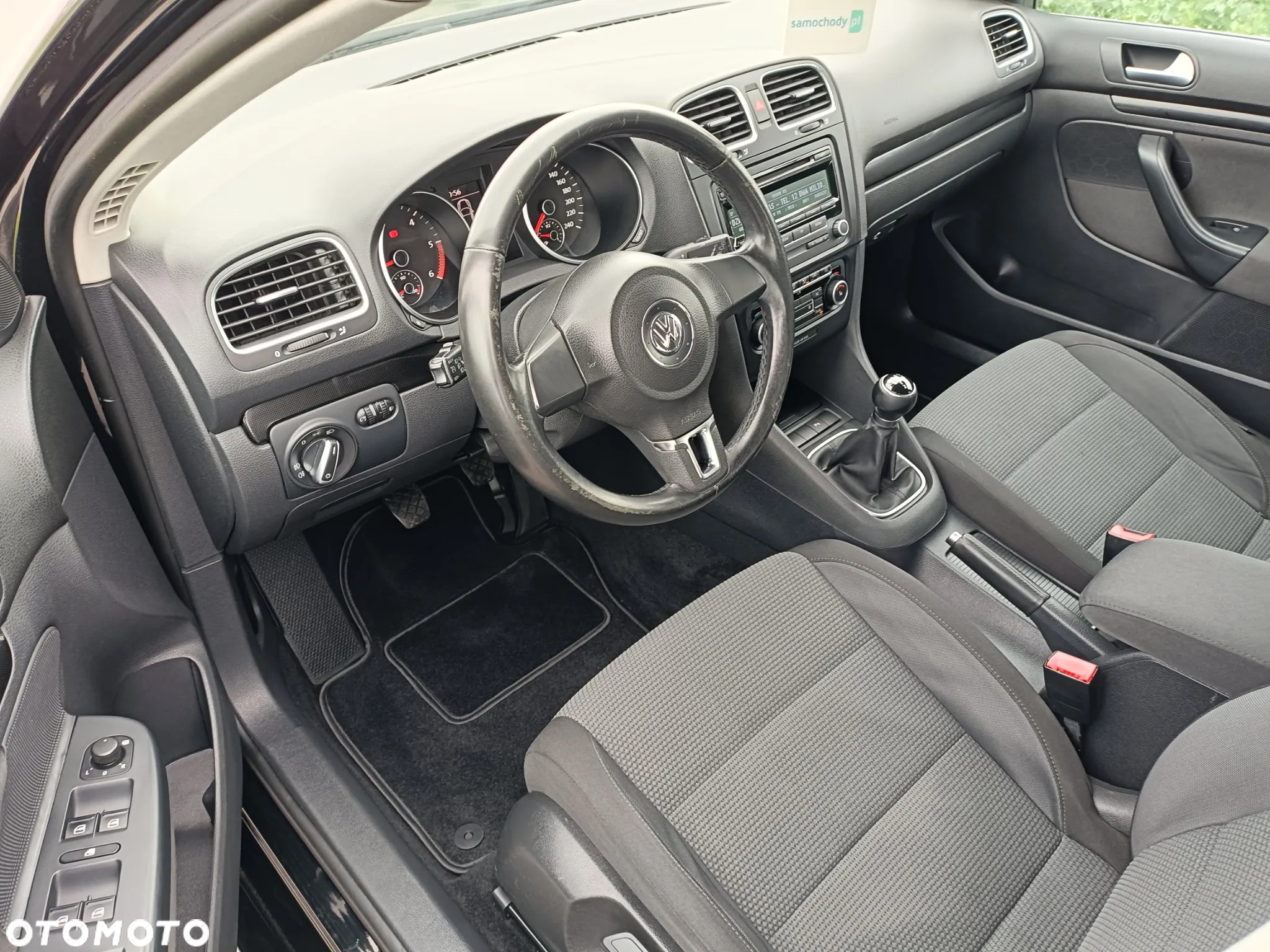 Volkswagen Golf VI 1.6 TDI Comfortline - 12