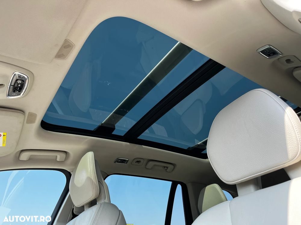 Volvo XC 90 - 17