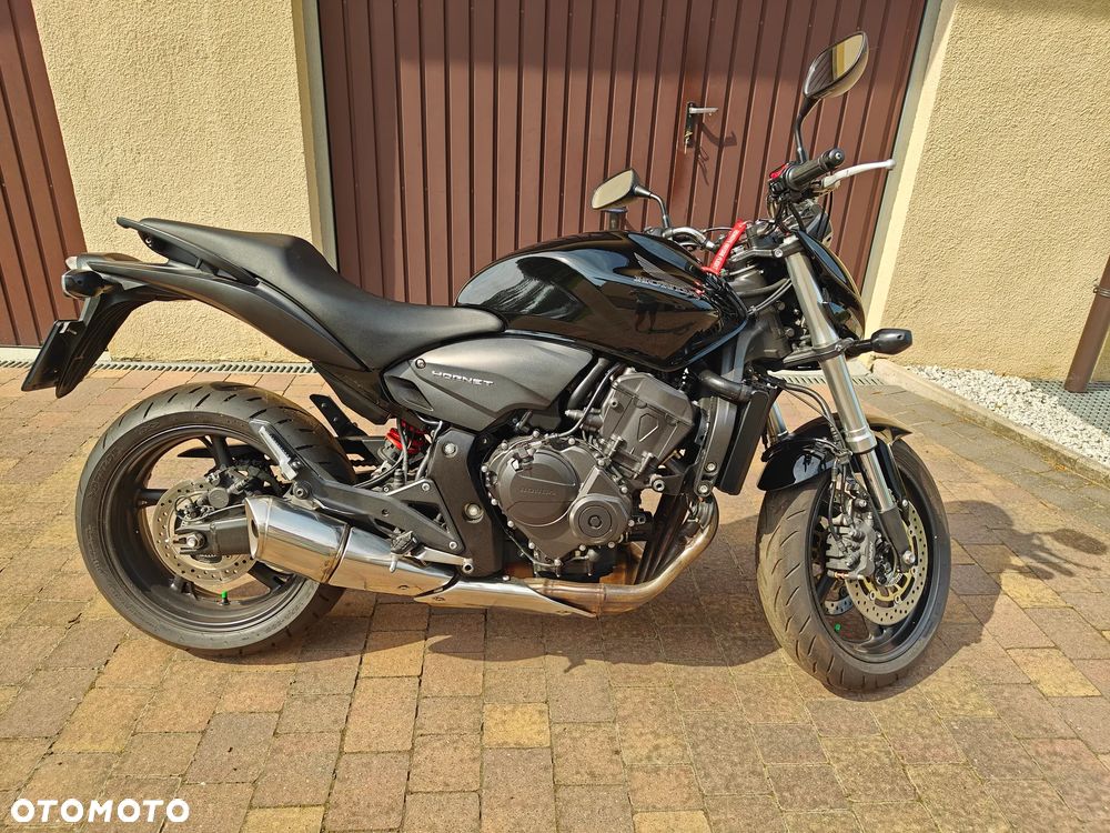 Honda CB - 1