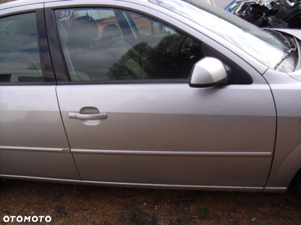 LUSTERKO PRAWE MONDEO MK III 3 KOD 60 - 1