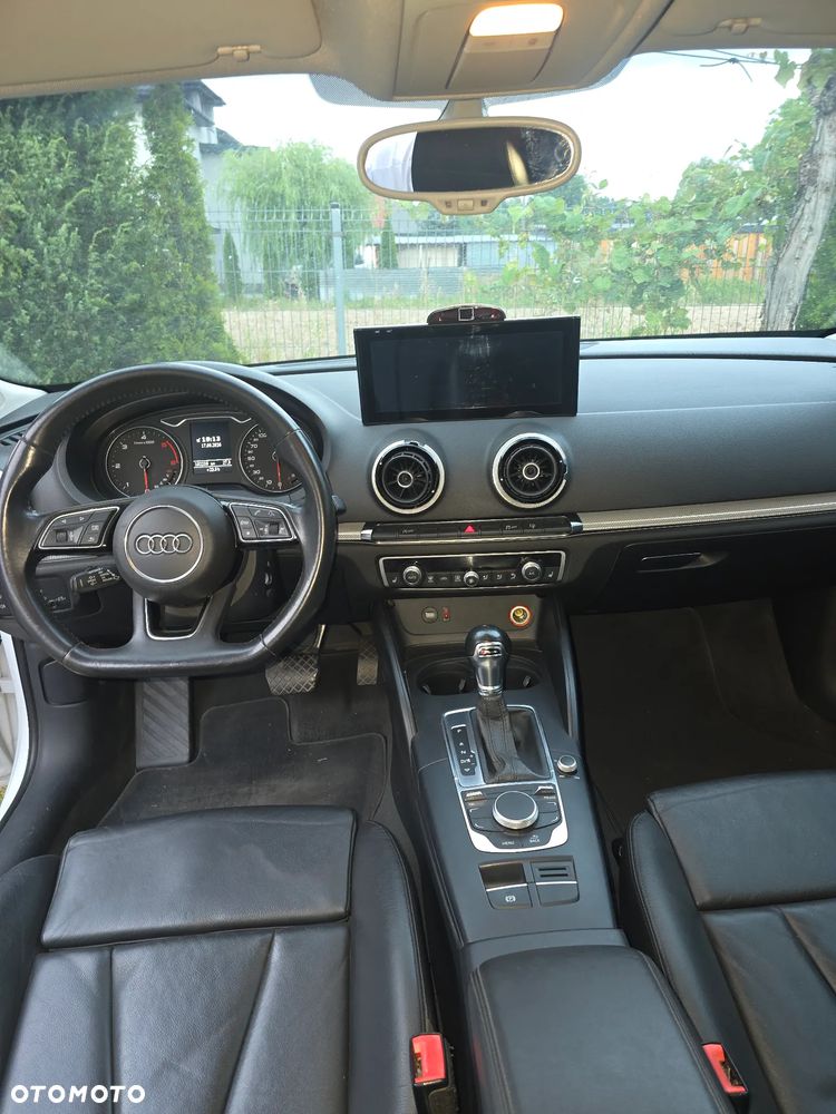 Audi A3 Sportback - 12