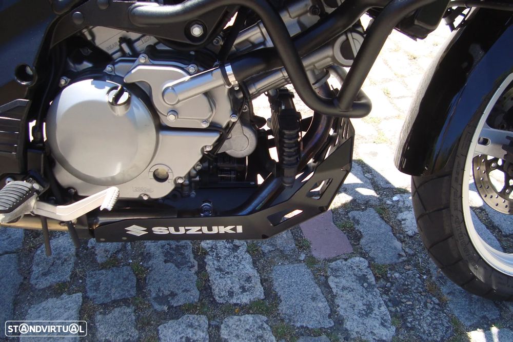 Suzuki v-strom DL-650 - 10