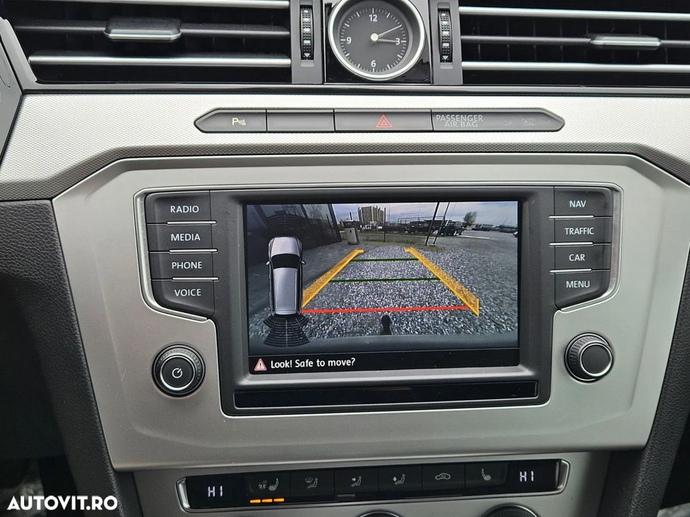 Volkswagen Passat 2.0 TDI DSG Comfortline - 13