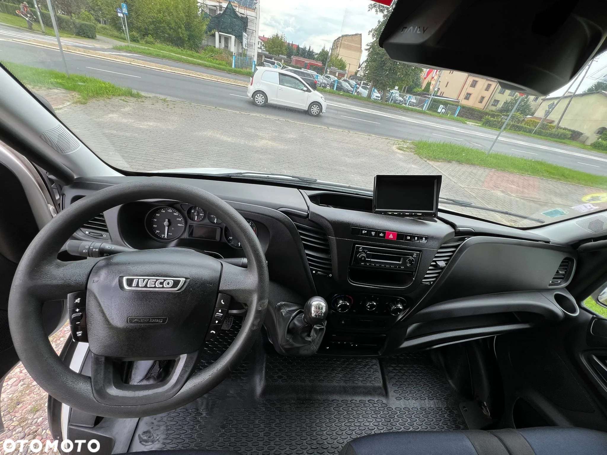 Iveco Kontener+Winda 70c18 - 9