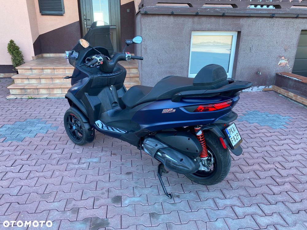 Piaggio MP-3 - 4