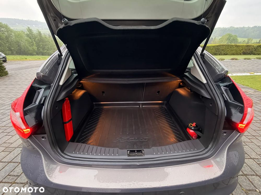 Ford Focus 1.6 EcoBoost Titanium - 11