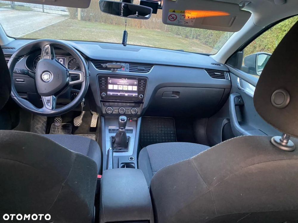Skoda Octavia 1.4 TSI Joy - 6
