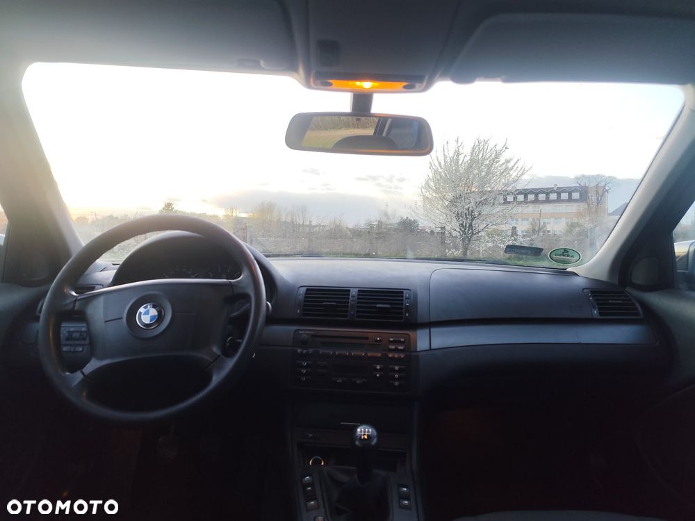 BMW Seria 3 316i - 6
