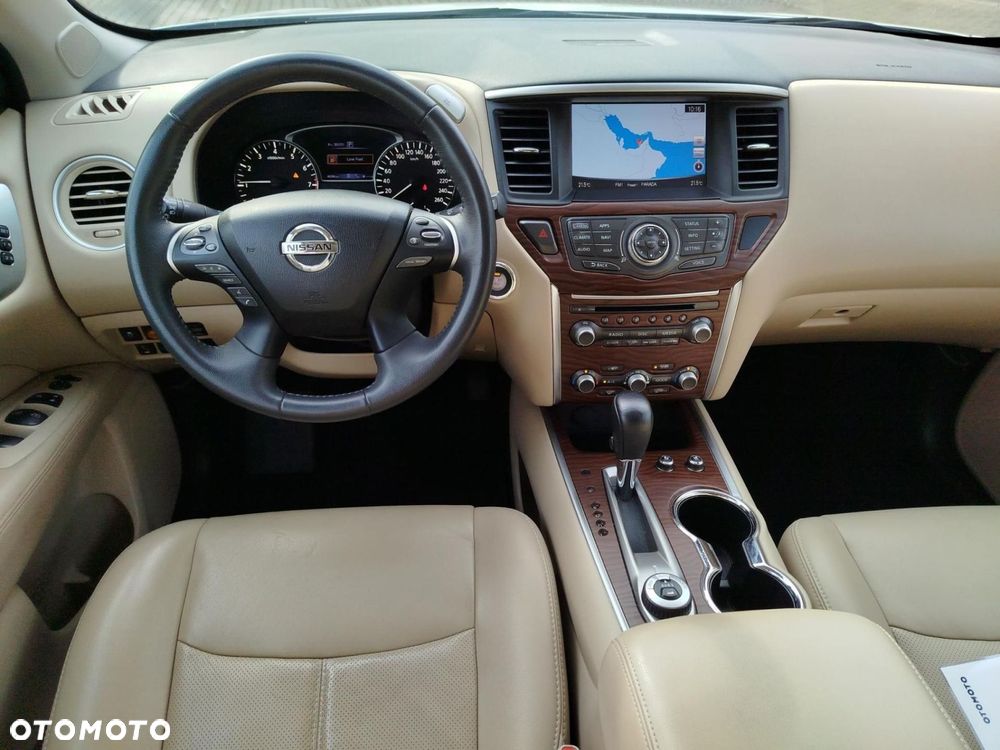 Nissan Pathfinder - 13