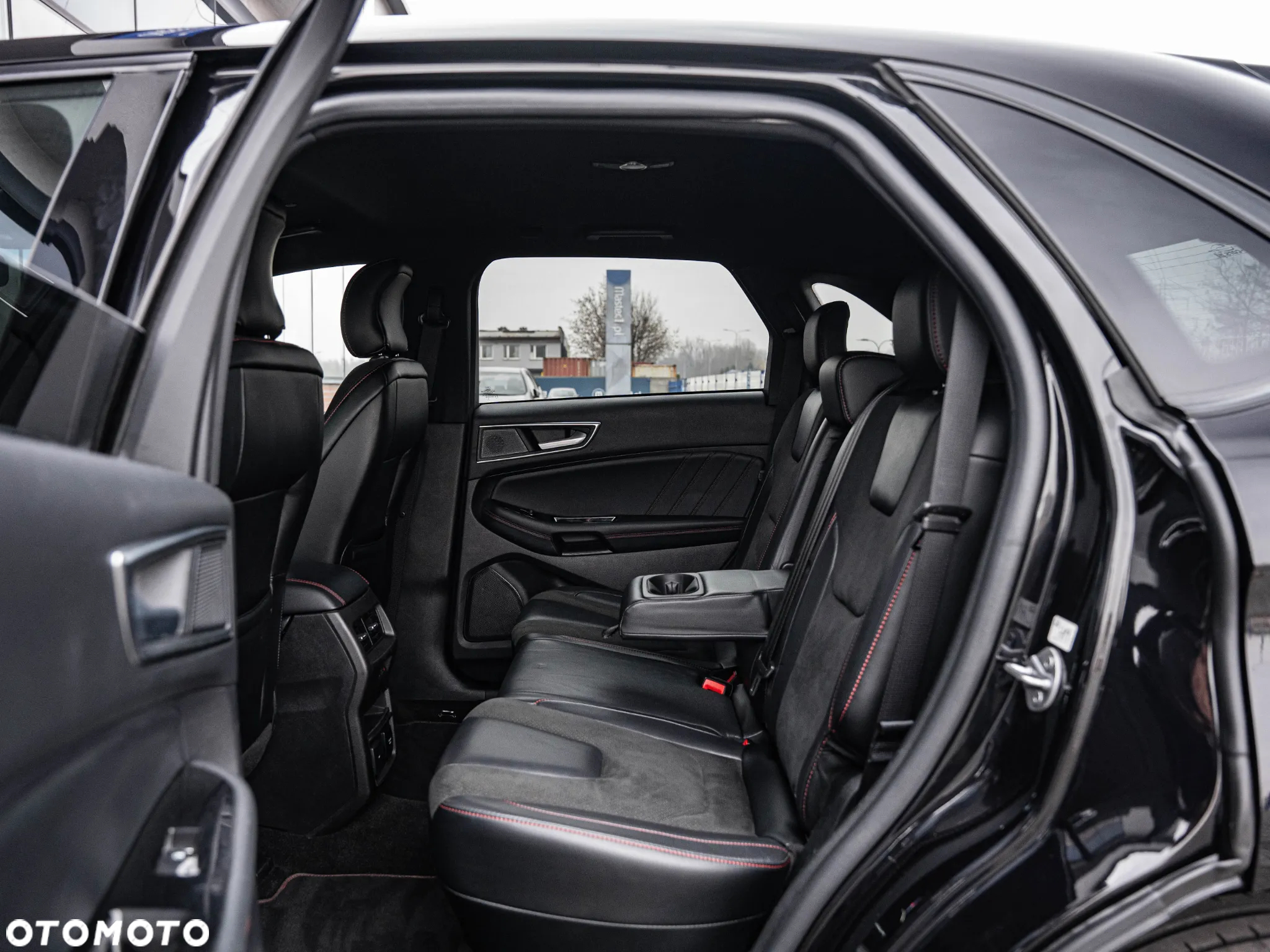 Ford Edge 2.0 EcoBlue Bi-Turbo 4x4 ST-LINE - 31