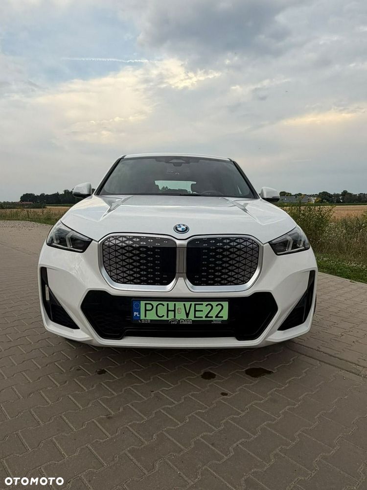 BMW iX1 eDrive20 66.5kWh M Sport - 3