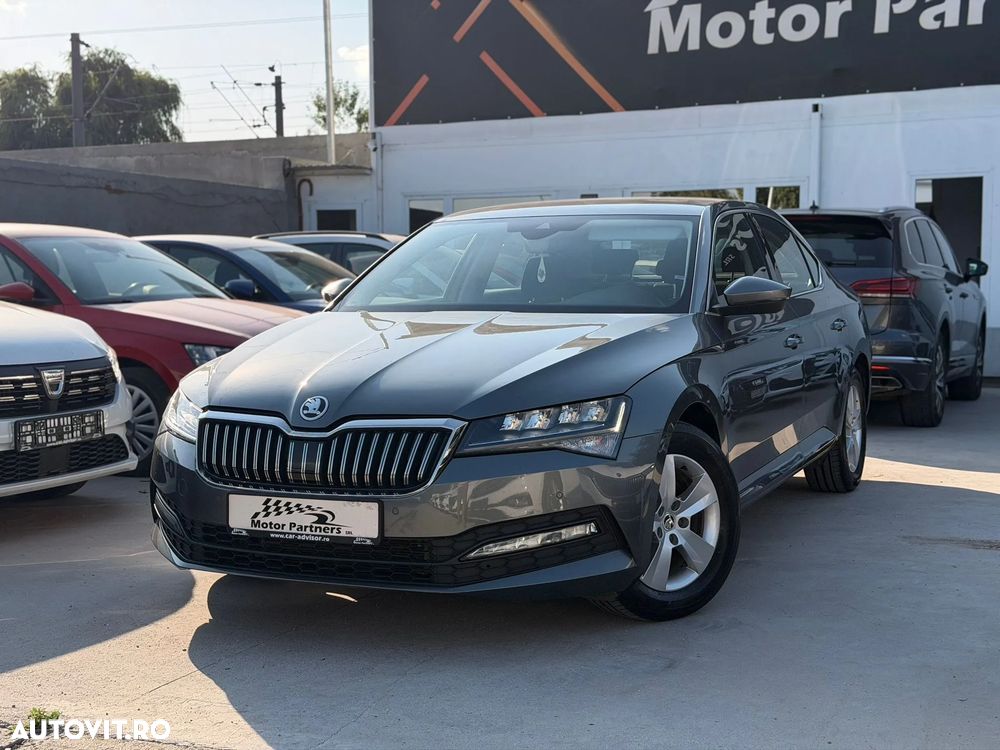 Skoda Superb 2.0 TDI DSG Style - 4