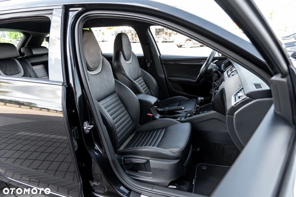 Skoda Octavia 2.0 TSI (Green tec) DSG RS - 35