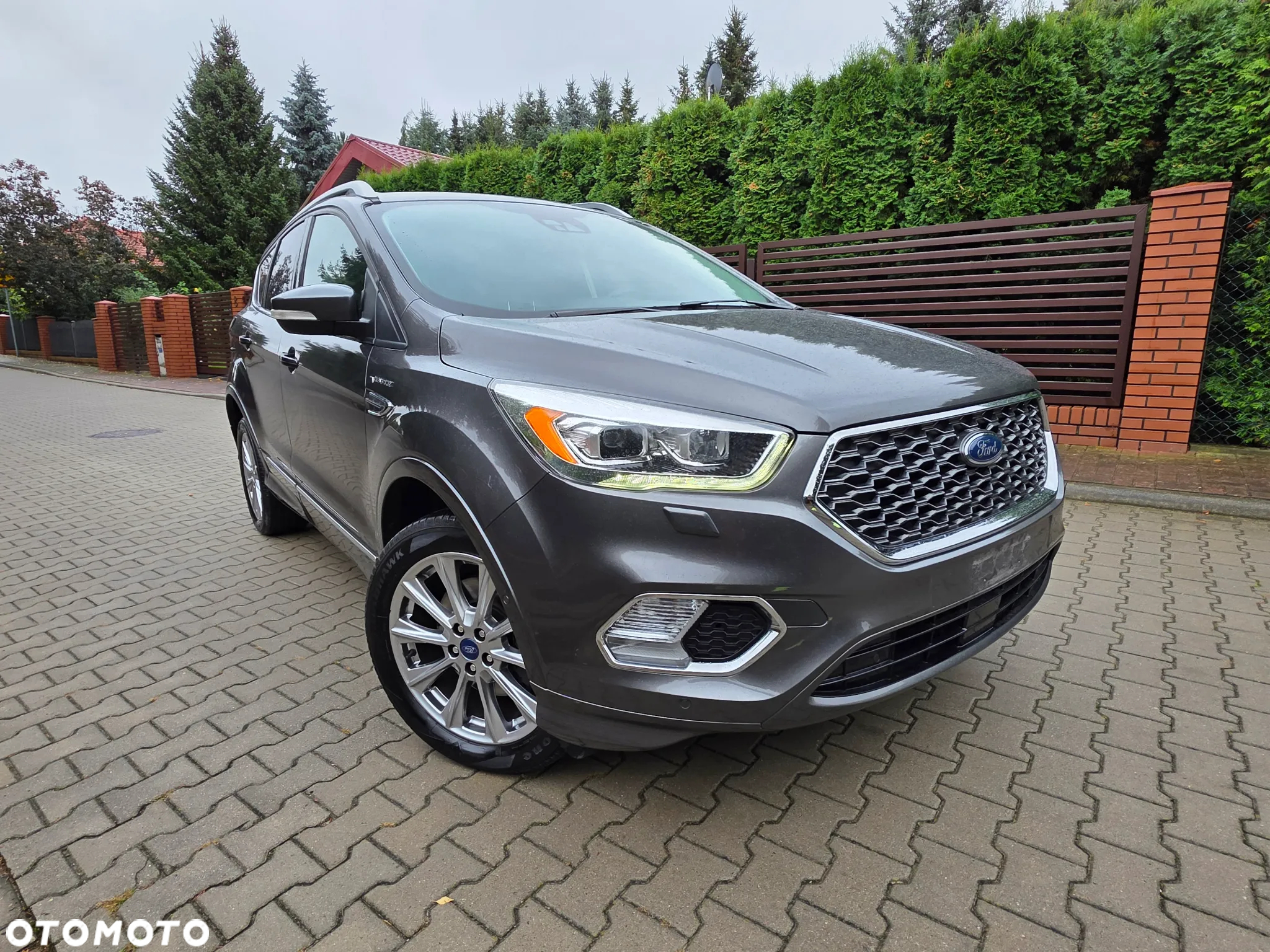 Ford Kuga - 21