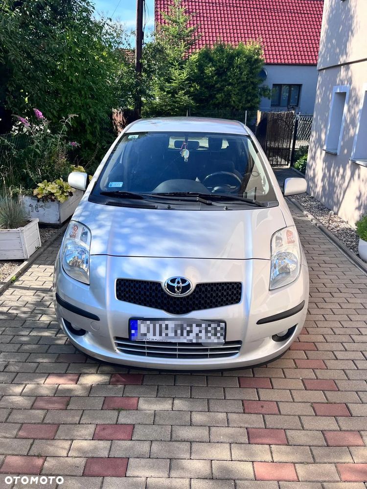 Toyota Yaris II (2005-2011) 1.3 Luna Premium, 2008