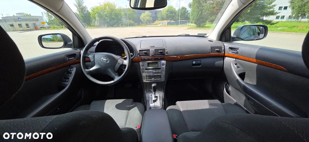 Toyota Avensis 2.0 VVT-i Sol plus - 7