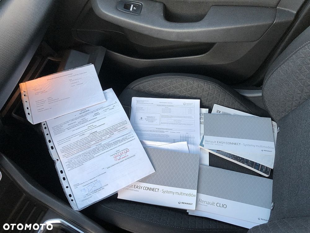 Renault Clio 1.0 TCe Zen - 36