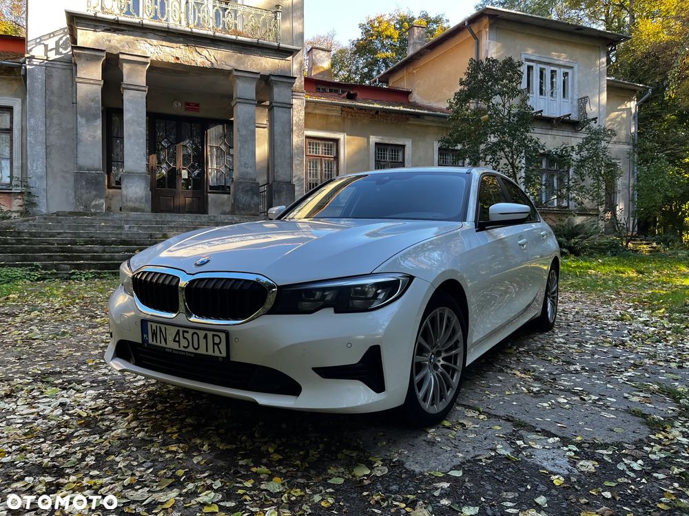 BMW Seria 3 318i - 1