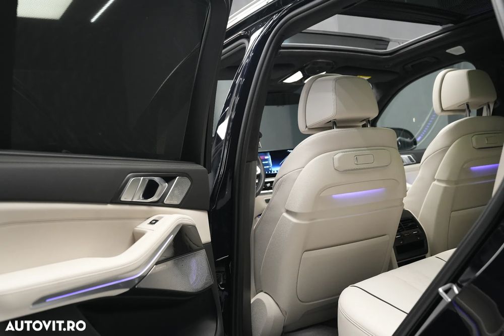 BMW X5 M M60i xDrive AT MHEV - 25