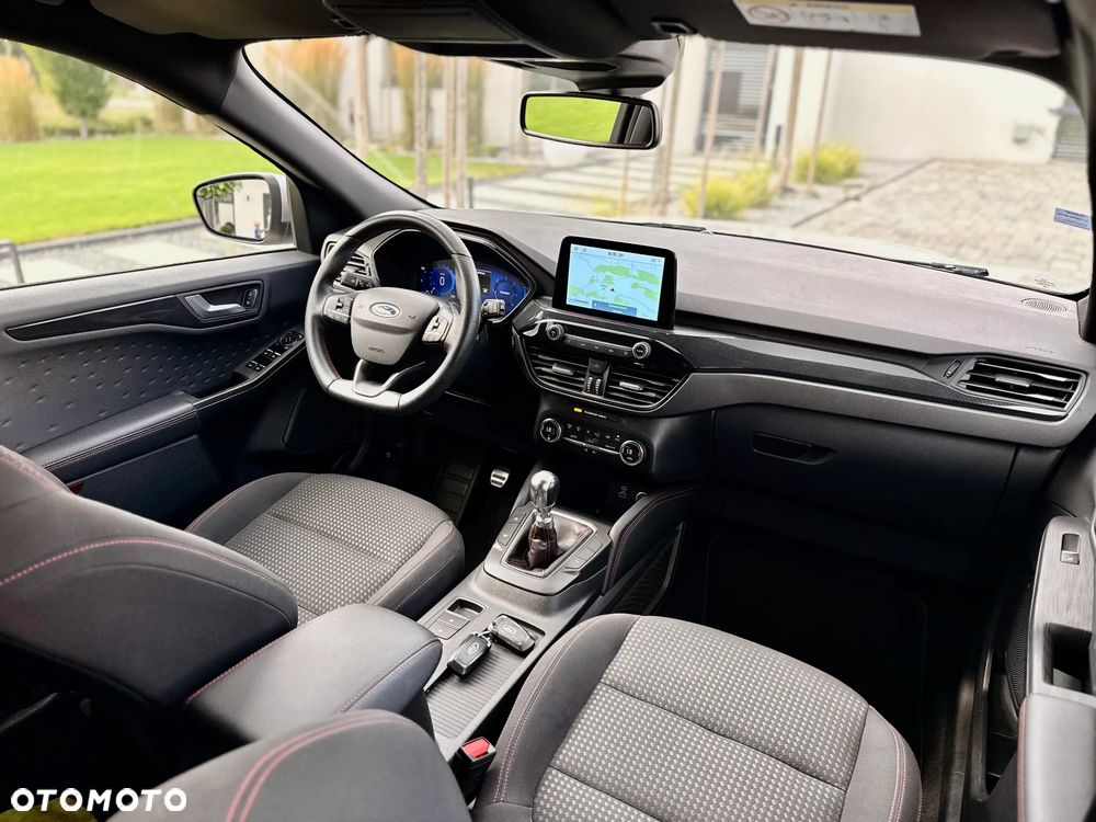 Ford Kuga 2.0 EcoBlue Hybrid ST-LINE - 21