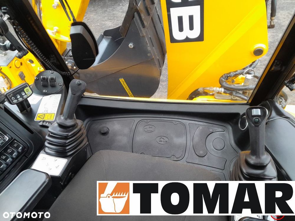 JCB JCB 4CX AEC  2019r - 23