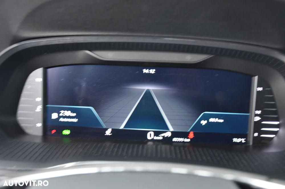 Skoda Octavia Combi 2.0 TDI DSG Ambition - 17