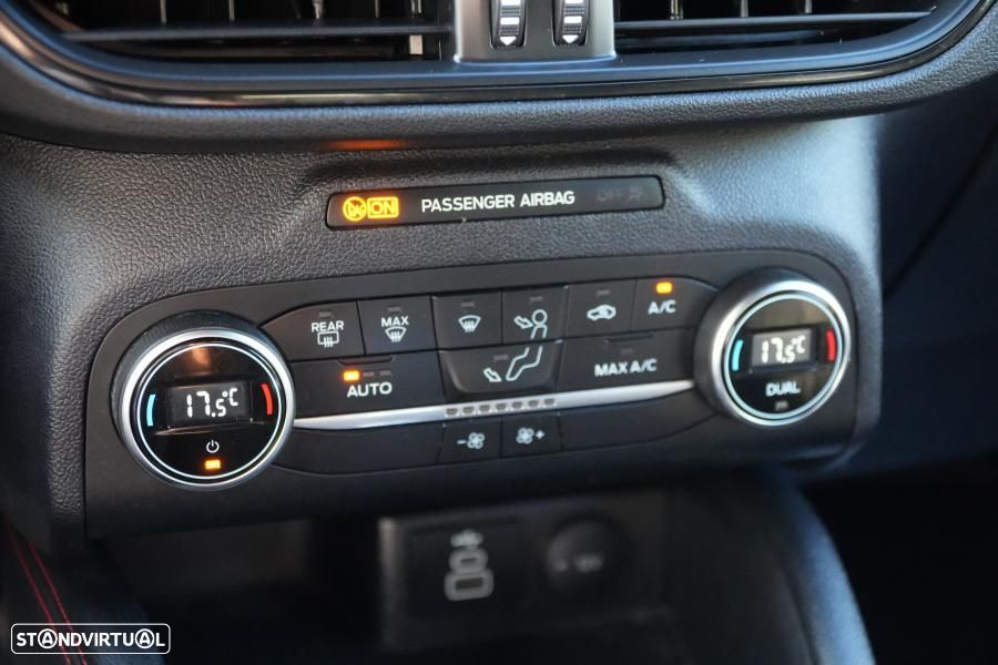 Ford Kuga 1.5 EcoBoost ST-Line - 10