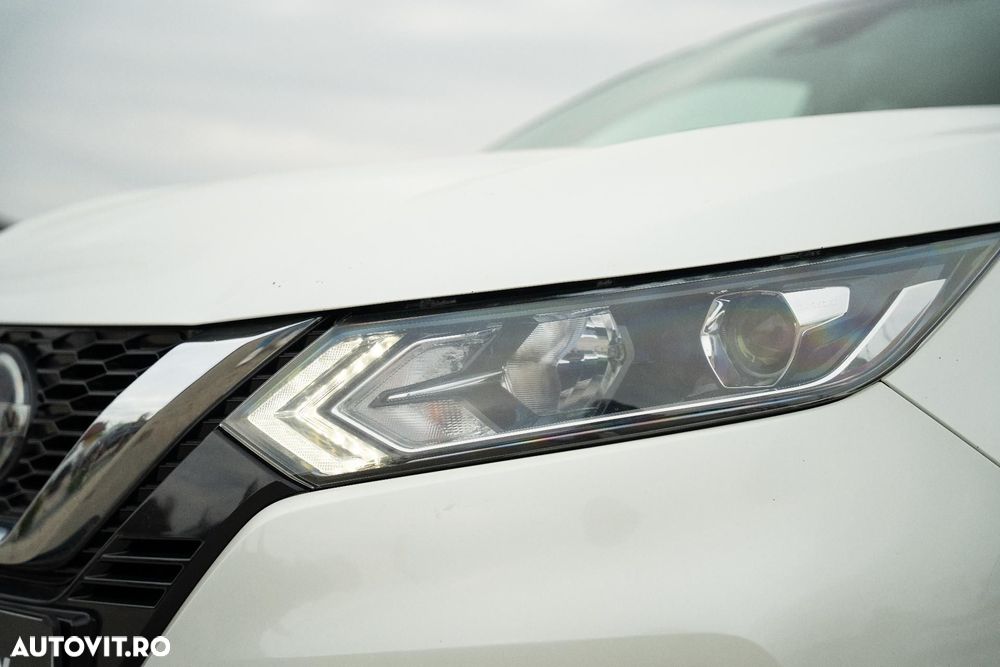Nissan Qashqai - 25