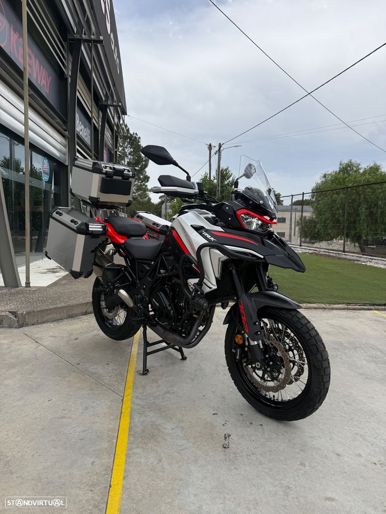Benelli TRK 702 X com malas de alumínio - 3