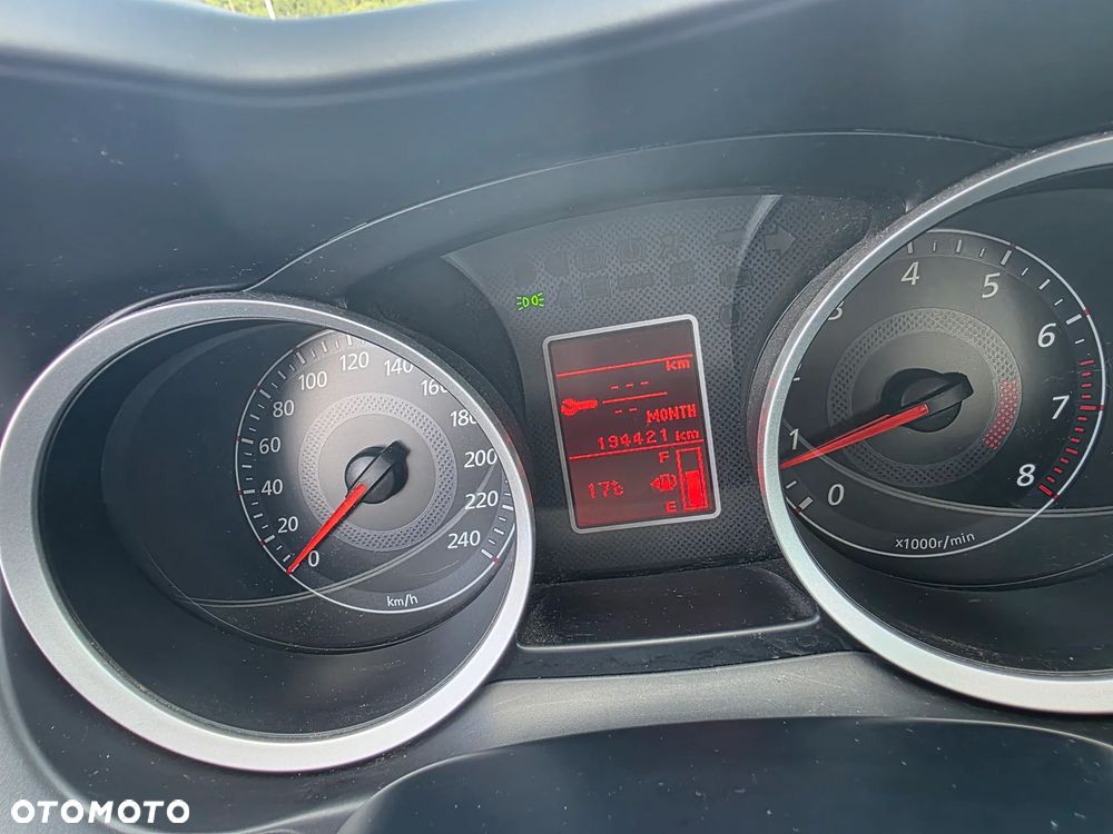 Mitsubishi Lancer 1.8 Inform - 6