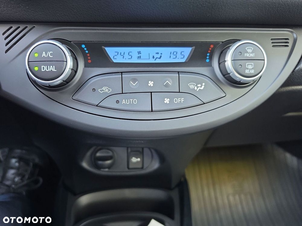 Toyota Yaris 2017
