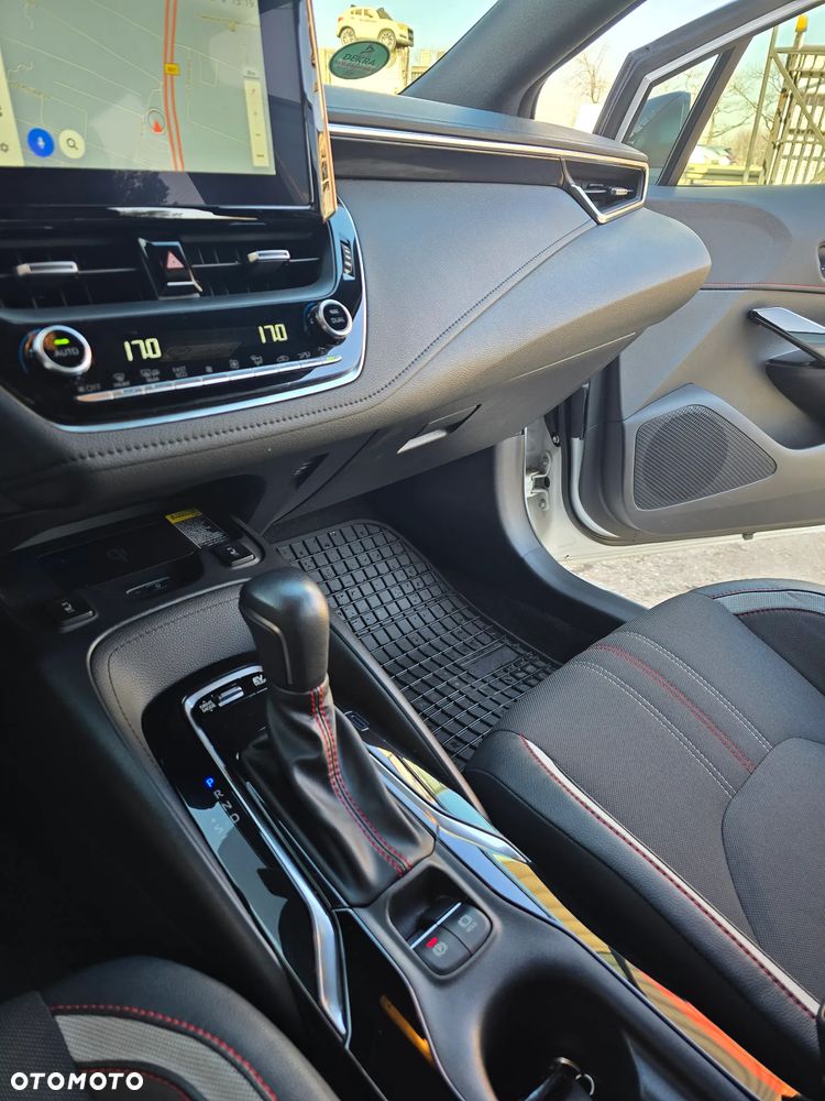 Toyota Corolla 2.0 Hybrid GR Sport - 11