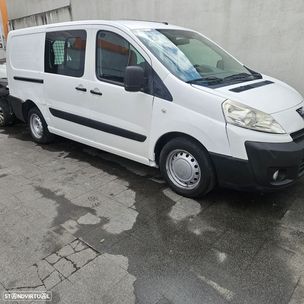 Peugeot Expert 2.0 HDi L2H1 Semi-Vidrado - 1