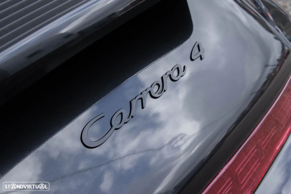 Porsche 911 (964) Coupé 3.6 Carrera 4 - 18