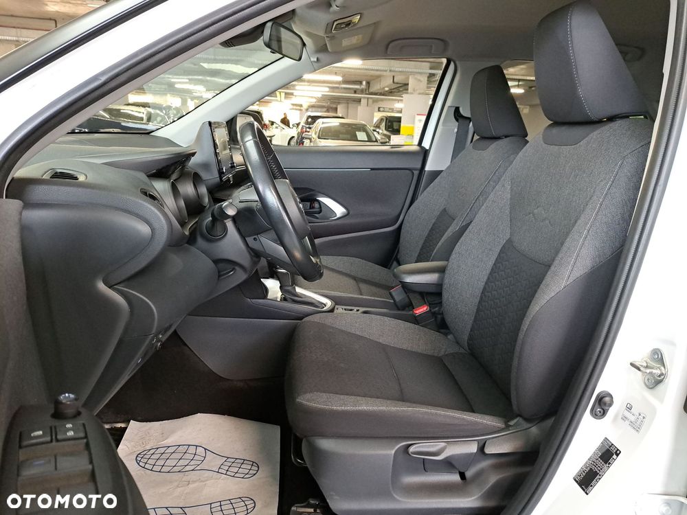 Toyota Yaris Cross Hybrid 1.5 Comfort - 12