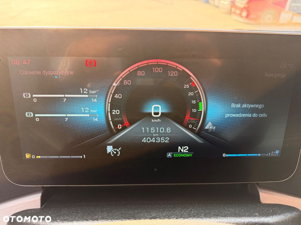 Mercedes-Benz Actros - 10