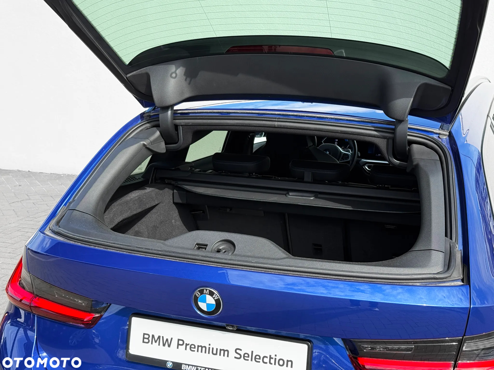 BMW Seria 3 320d Touring xDrive M Sport - 12