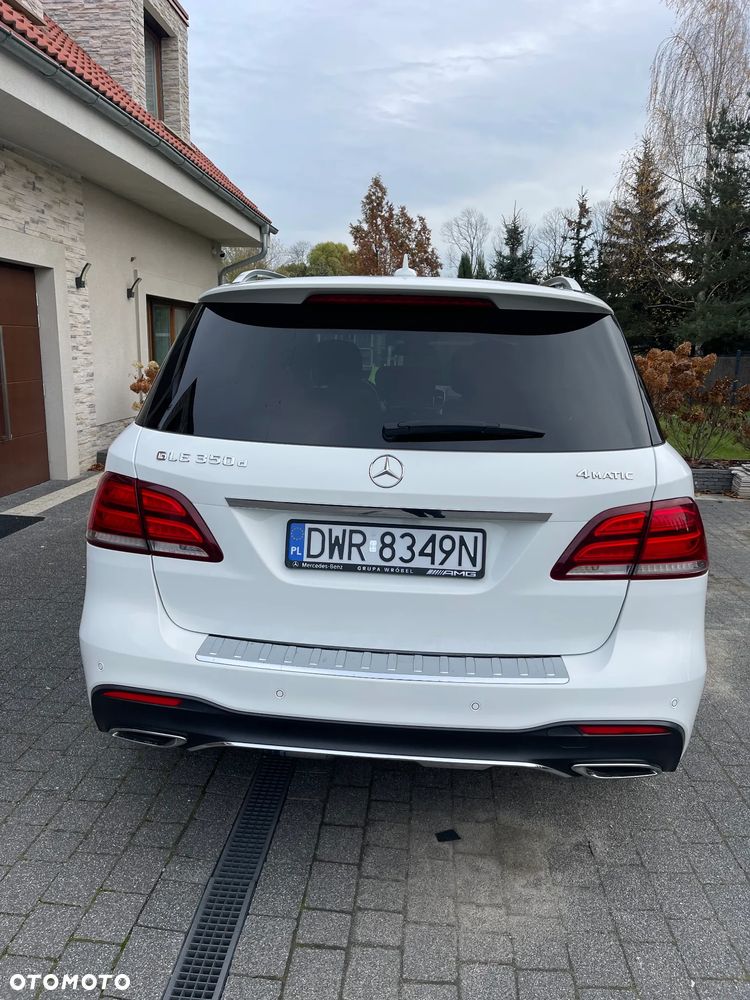 Mercedes-Benz GLE 350 d 4-Matic - 4