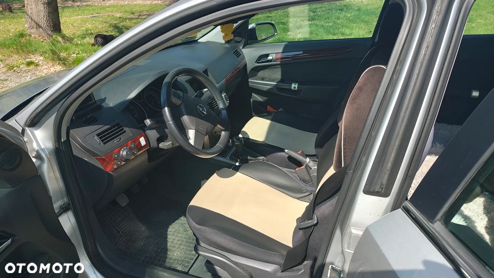 Opel Astra - 9