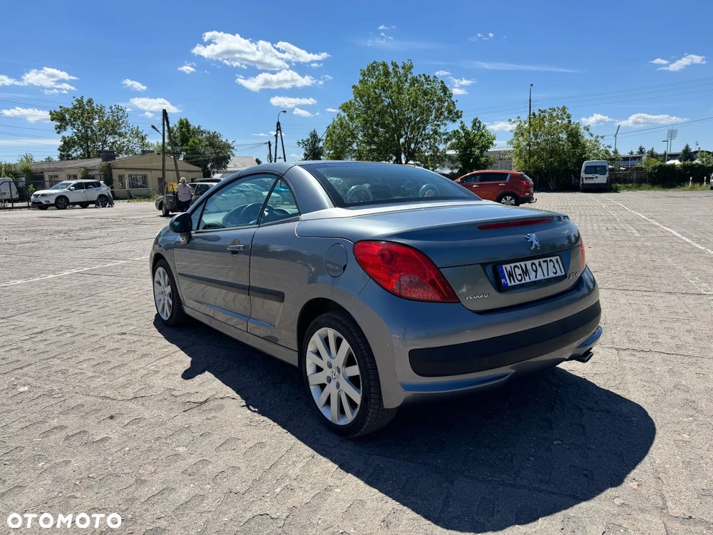 Peugeot 207 CC - 4