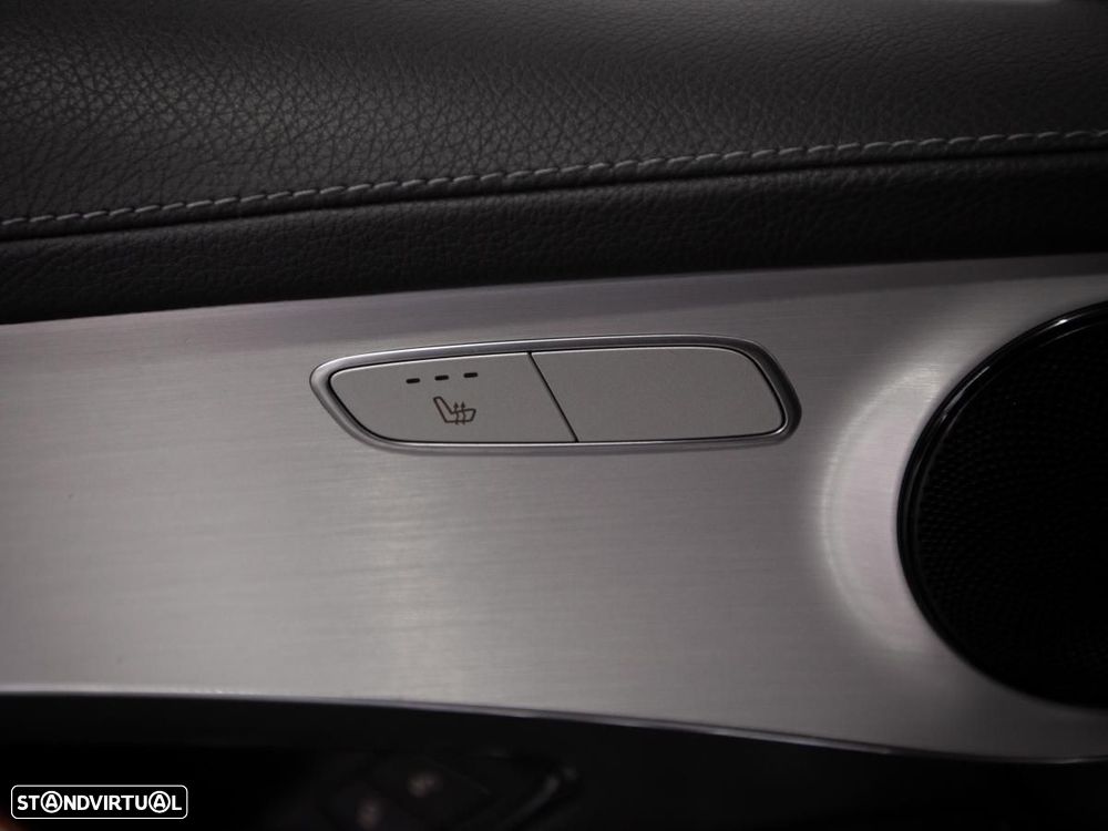 Mercedes-Benz GLC 300 d 4Matic 9G-TRONIC AMG Line - 17