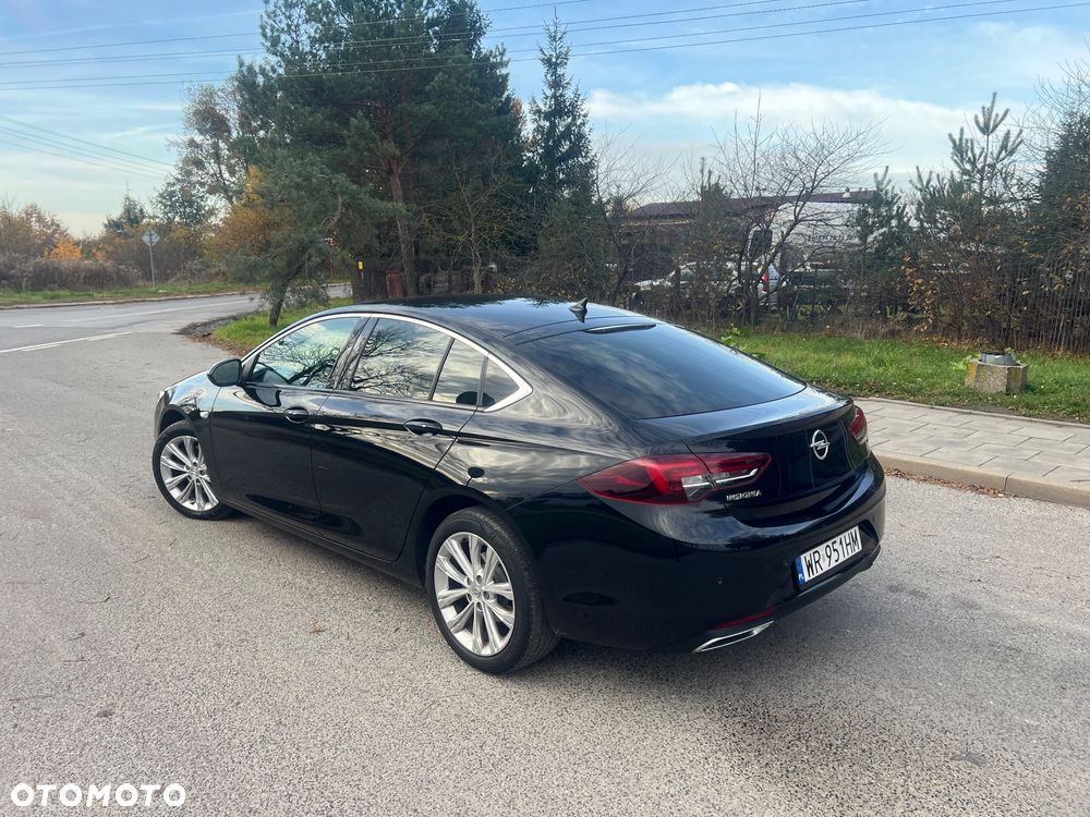 Opel Insignia - 8