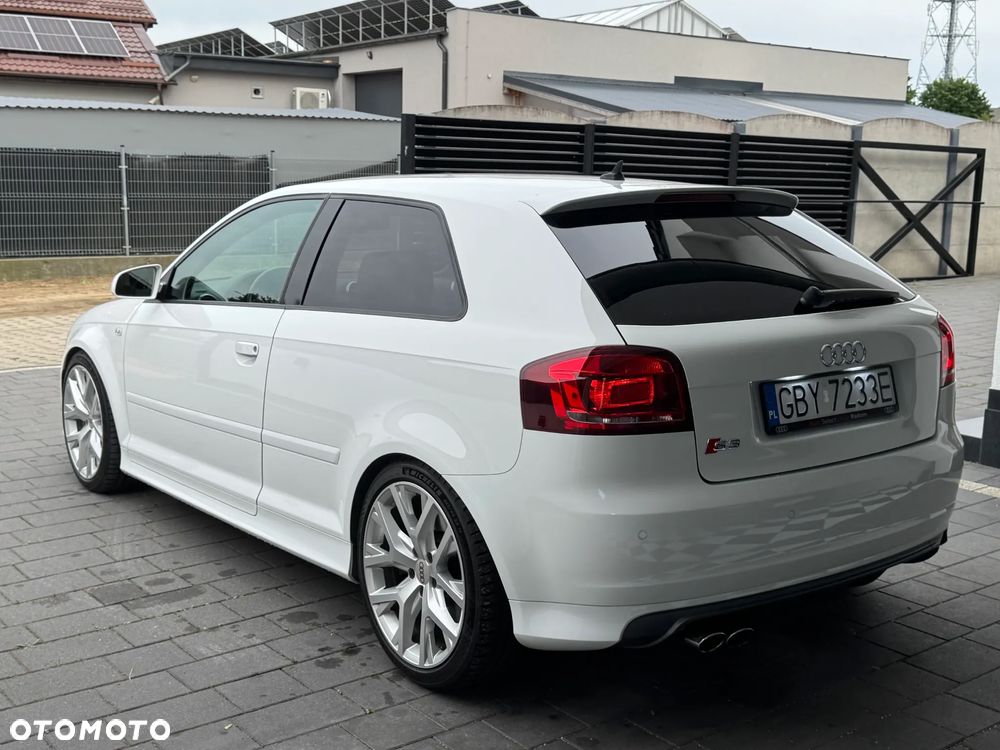 Audi S3 Standard - 4